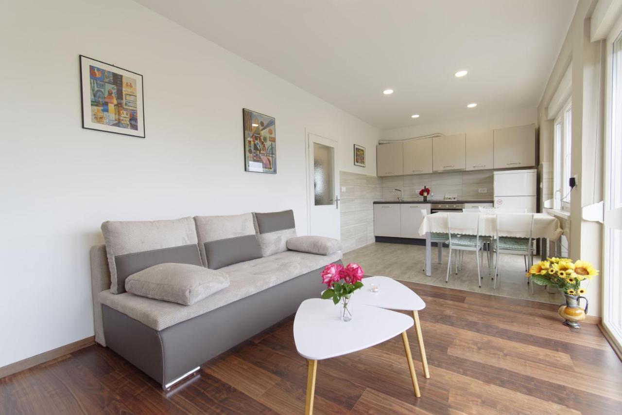 Apartment Patrik By Rent Istria Umag Dış mekan fotoğraf